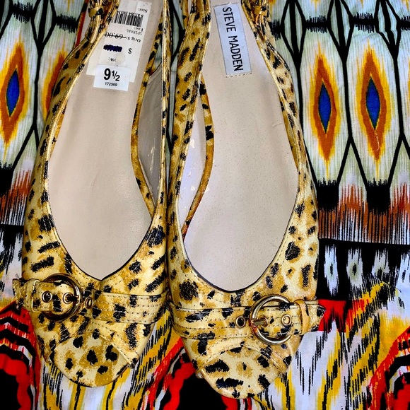 STEVE MADDEN - 100% Leather Peep Toe Shoe - Picture 2 of 10